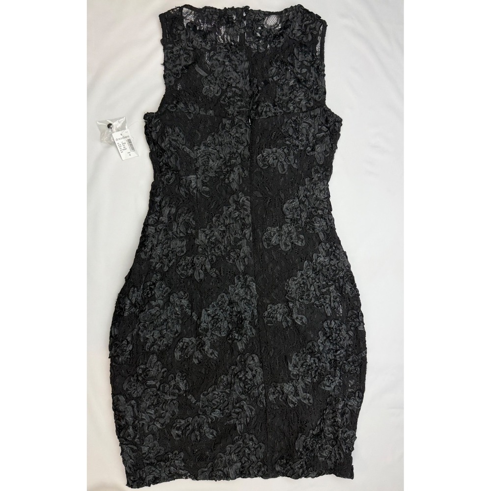 Luxe by Carmen Marc Valvo Black Lace 3D Floral Rosette Sheath Dress NWT Size 4 - Picture 3 of 3
